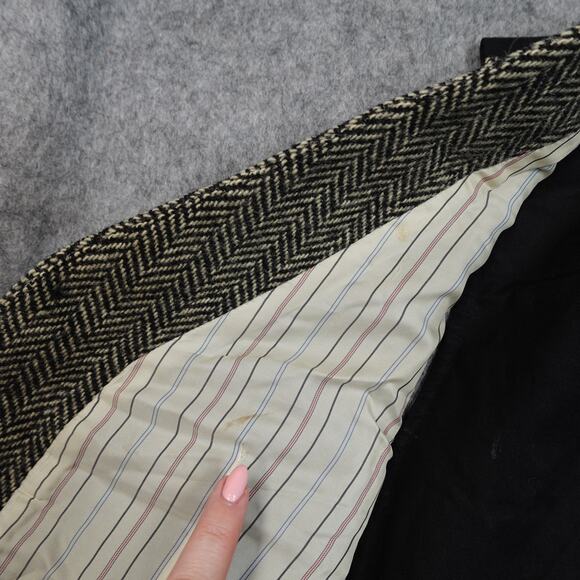 Vintage Vest Mens Small Tweed Wool Herringbone Waistcoat Black - Picture 11 of 13